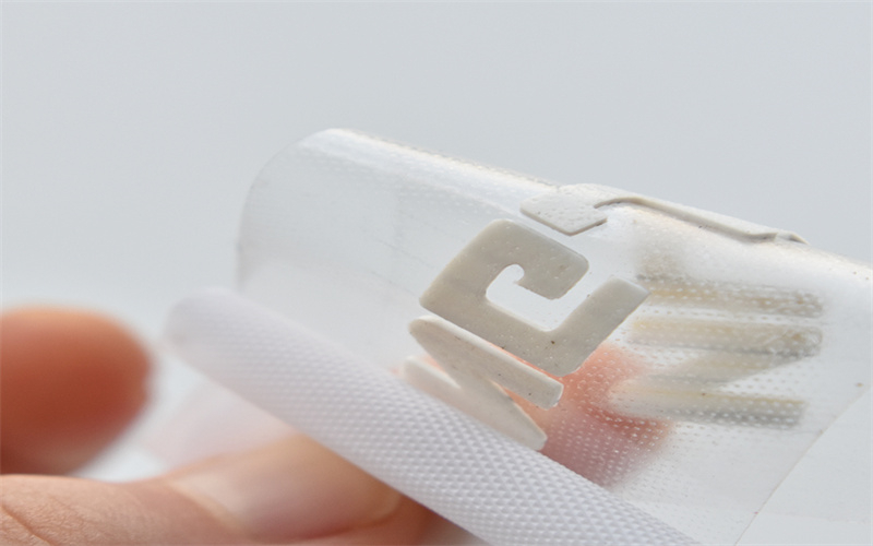 硅膠熱轉印燙標 服裝硅膠燙標 洗水燙標 商標LOGO燙標