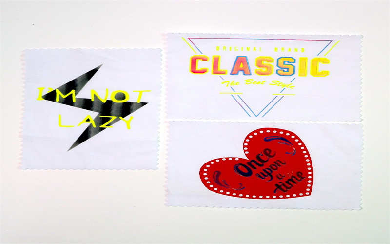 服裝上面的印花圖案和硅膠刻字膜有什么關(guān)聯(lián)？