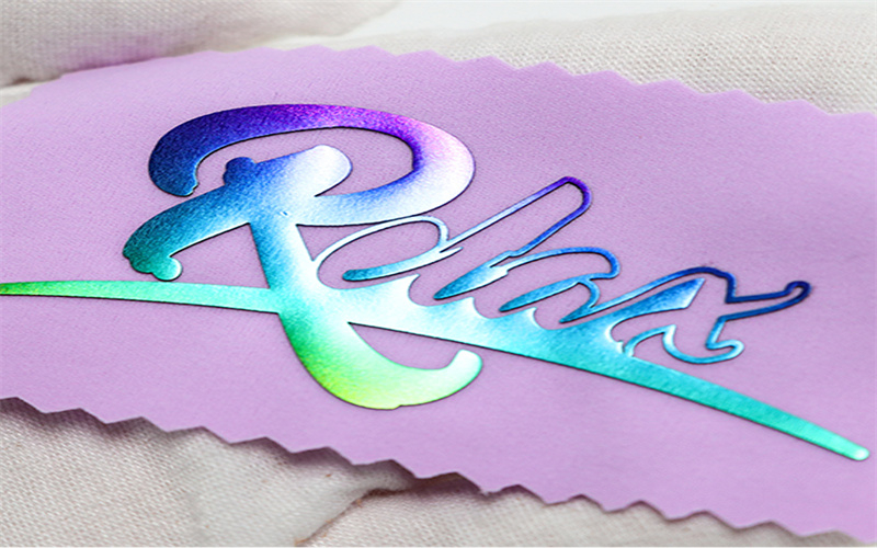 新款幻彩軟金屬服裝輔料彩色鐳射熱轉(zhuǎn)印燙畫(huà)燙標(biāo)批發(fā)